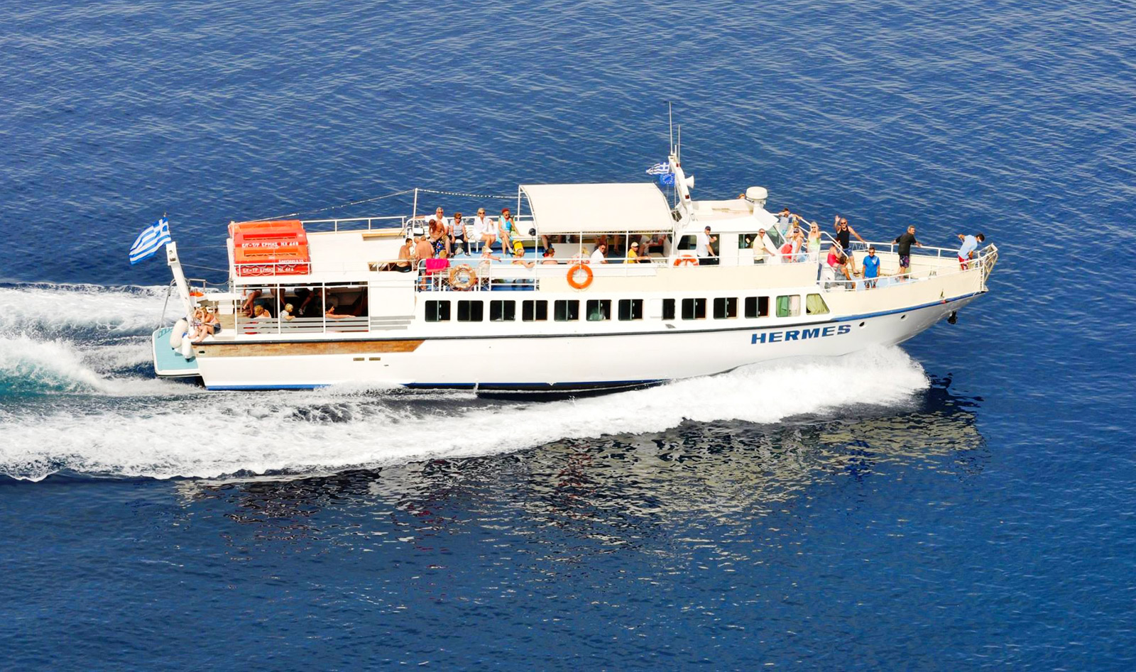 boat cruise kefalonia